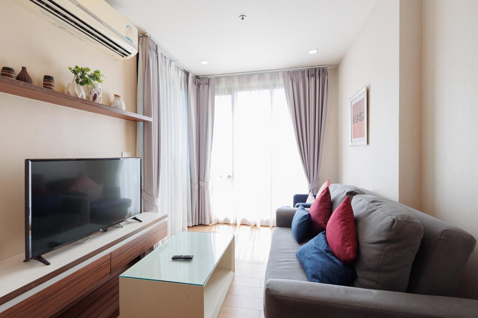 The Astra Condo City Center Чиангмай Экстерьер фото